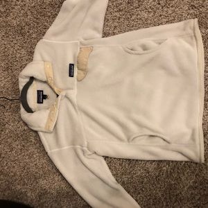 Patagonia pull over